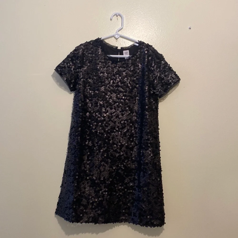 Gap Kids Sequins Black mini shift dress. Size M